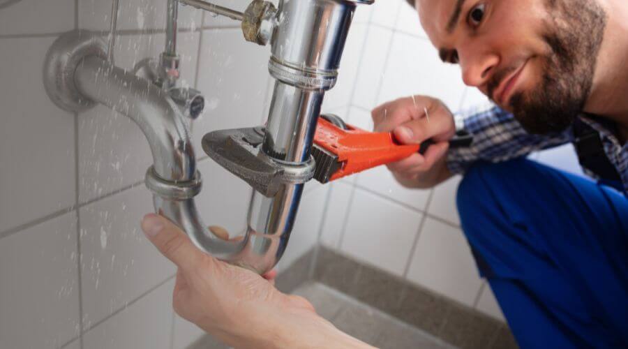 Professional emergency plumbing in Jay Em, WY